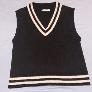 Oak and Fort -Varsity Sweater Vest